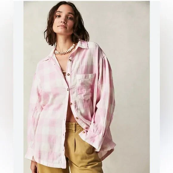 Free People like new pink/white buffalo print, Size Medium - Picture 5 of 5